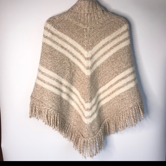 Banana Republic Wool Alpaca Chevron Fringe Poncho - Picture 4 of 7